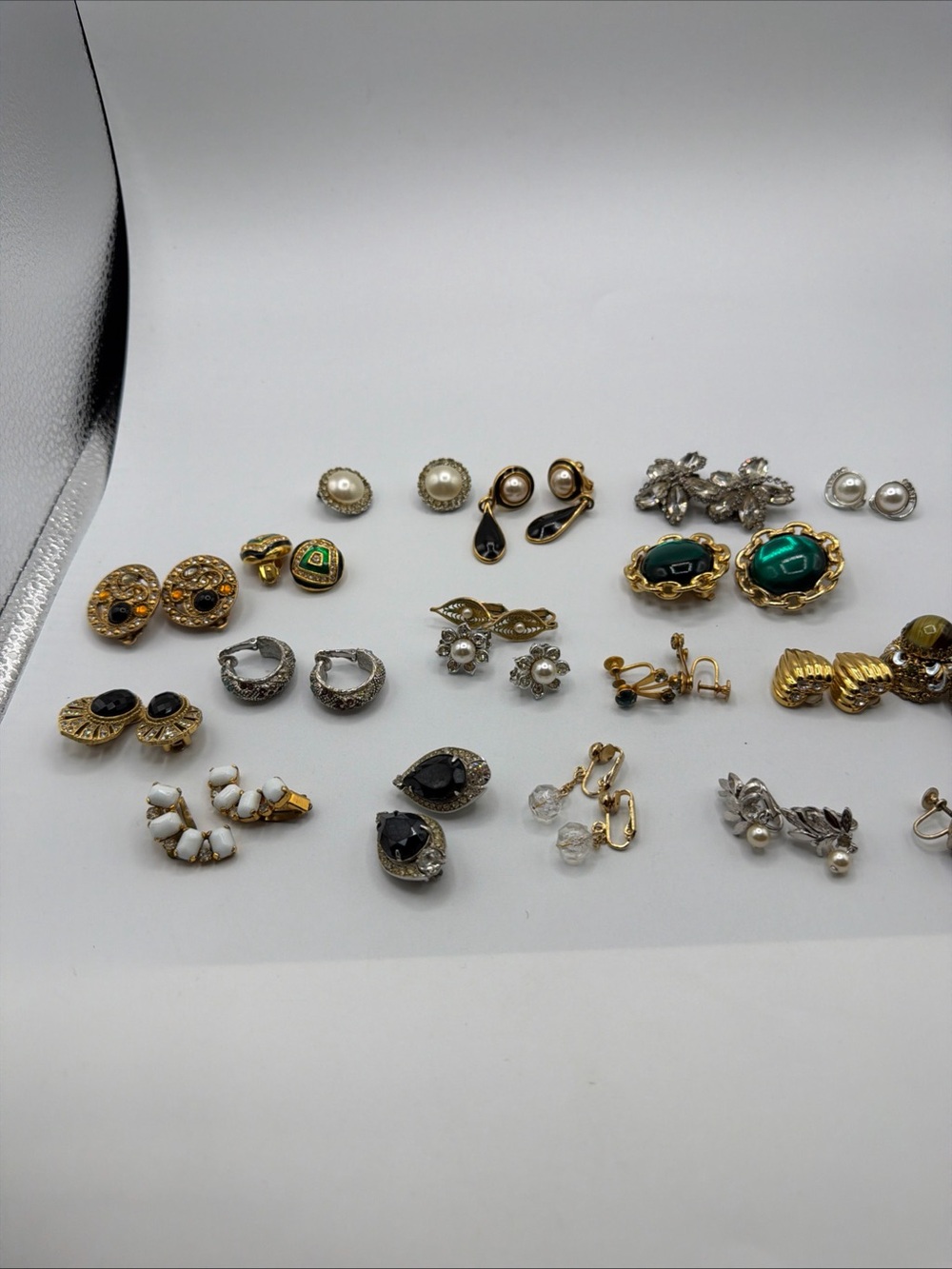 Vng Clip On Earrings Crystal Lot 20 All Signed Weiss, Napier, Coro, Kramer &more